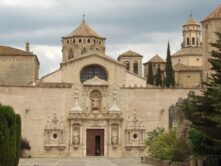 Monasterio de Poblet - Sociedad