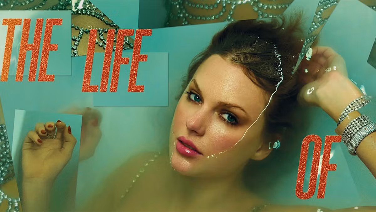 Taylor Swift. The life of a showgirl