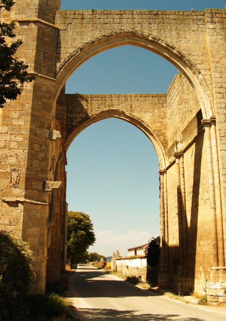 Convento de San Antón (Castrojeriz) - Sociedad