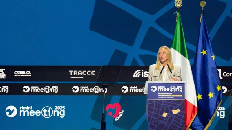 Giorgia Meloni, durante su intervención en el Meeting de Rímini 2025