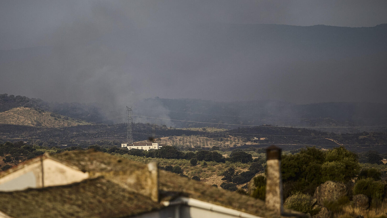¿Qué pasa en Oliva de Plasencia? La verdad sobre el temor del incendio de Jarilla
