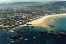 Playa Ris en Noja - Sociedad