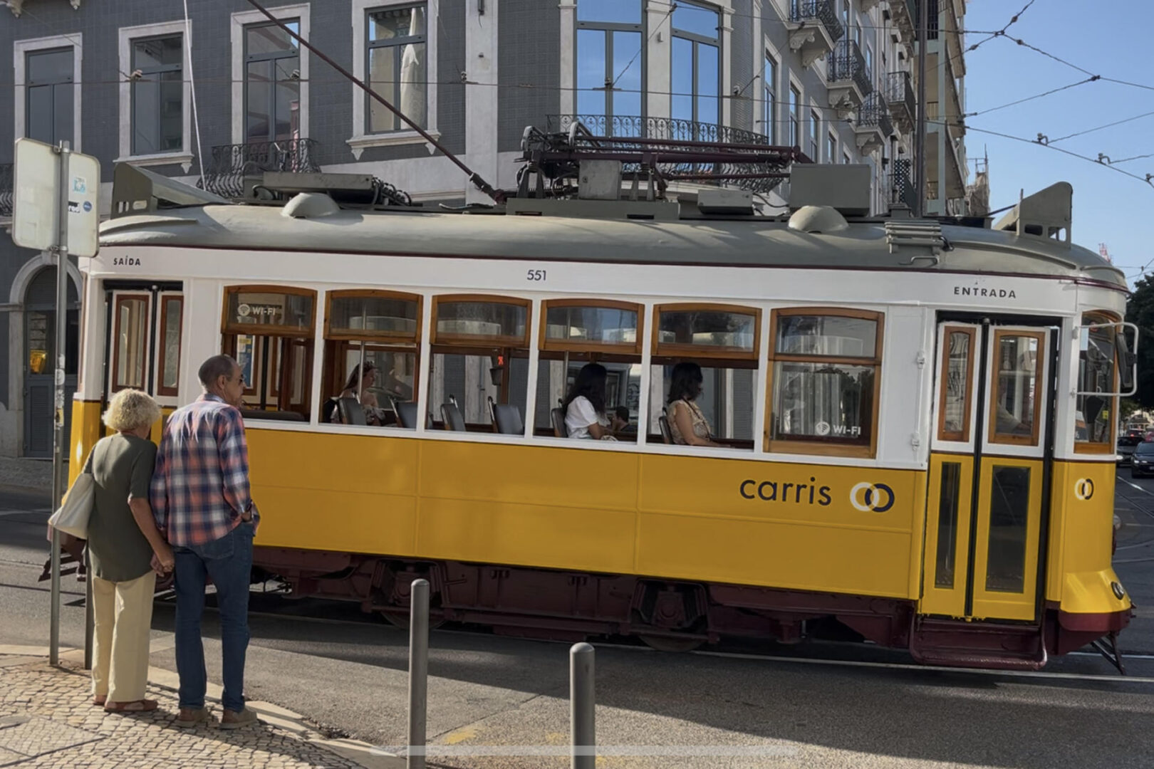 Sale a la luz lo que pasó realmente con el funicular de Lisboa que desató la tragedia Sale a la luz lo que pasó realmente con el funicular de Lisboa que desató la tragedia