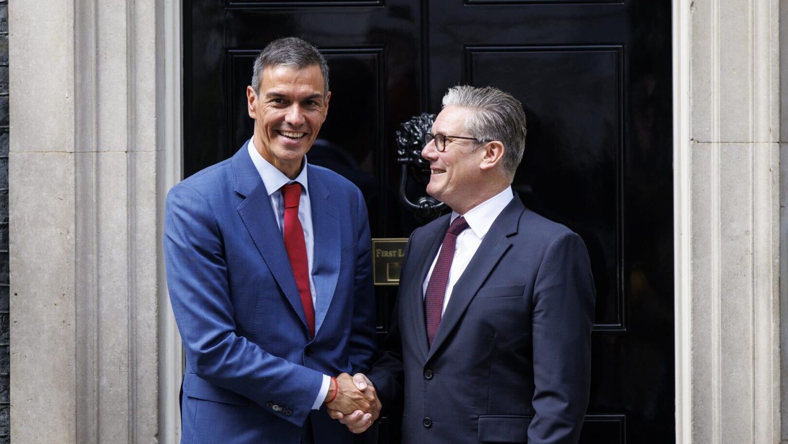 ¿Qué le ha pasado al avión de Sánchez? El Falcon aterriza de emergencia y el presidente no acudirá a Londres ¿Qué le ha pasado al avión de Sánchez? El Falcon aterriza de emergencia y el presidente no acudirá a Londres